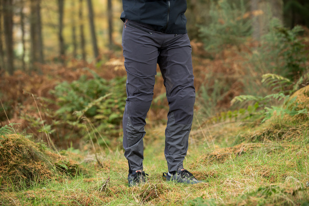 How to Choose the Best Waterproof Trousers: A Complete Buyer’s Guide